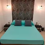 Suite12 招待所