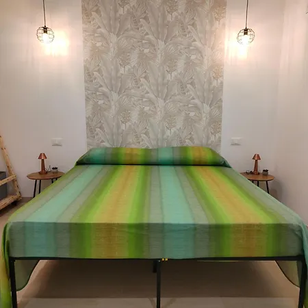 ゲストハウス Suite12