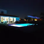 Suite12 בית הארחה 4*